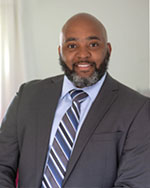 Kevin Glenn ’14 is the recipient of this year’s Premier Achievement Award from Albertus Magnus College
