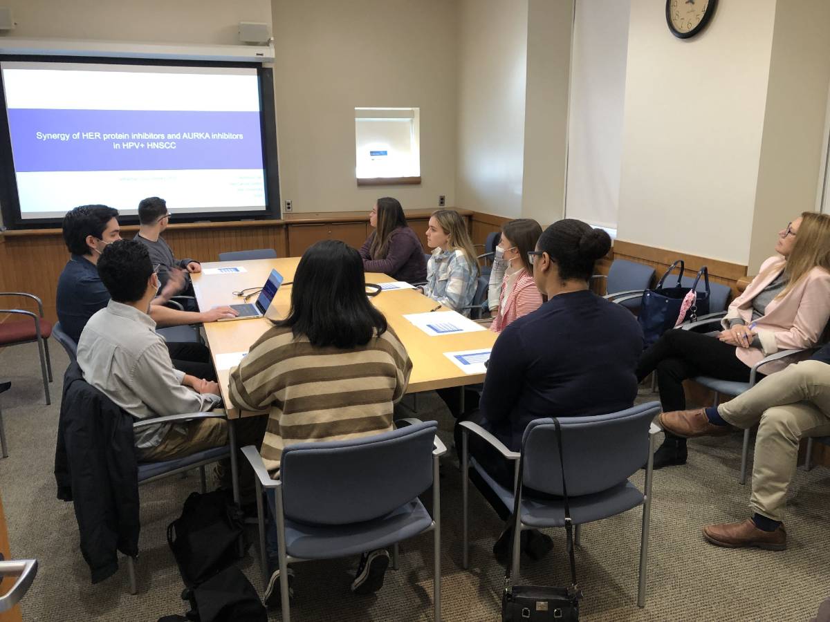 Students Visit Yale School of Medicine